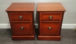 [HF18251] PAIR OF QUALITY OLYMPUS BEDSIDE CHESTS