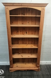 [HF18876] QUALITY SOLID PINE BOOKCASE